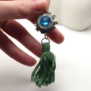 Atlantis‎ tassel necklace pendant
